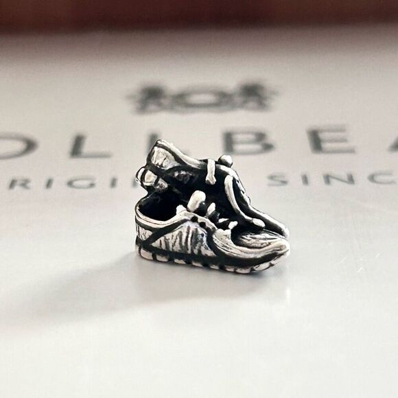 TROLLBEADS Power Runners Bead LAA 925S NEW! Shoes | Sneakers - Picture 1 of 5